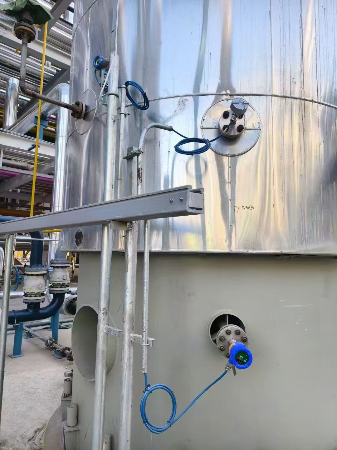 नवीनतम कंपनी के मामले पिच कांटा स्तर स्विच: औद्योगिक स्तर माप का सर्वांगीण संरक्षक