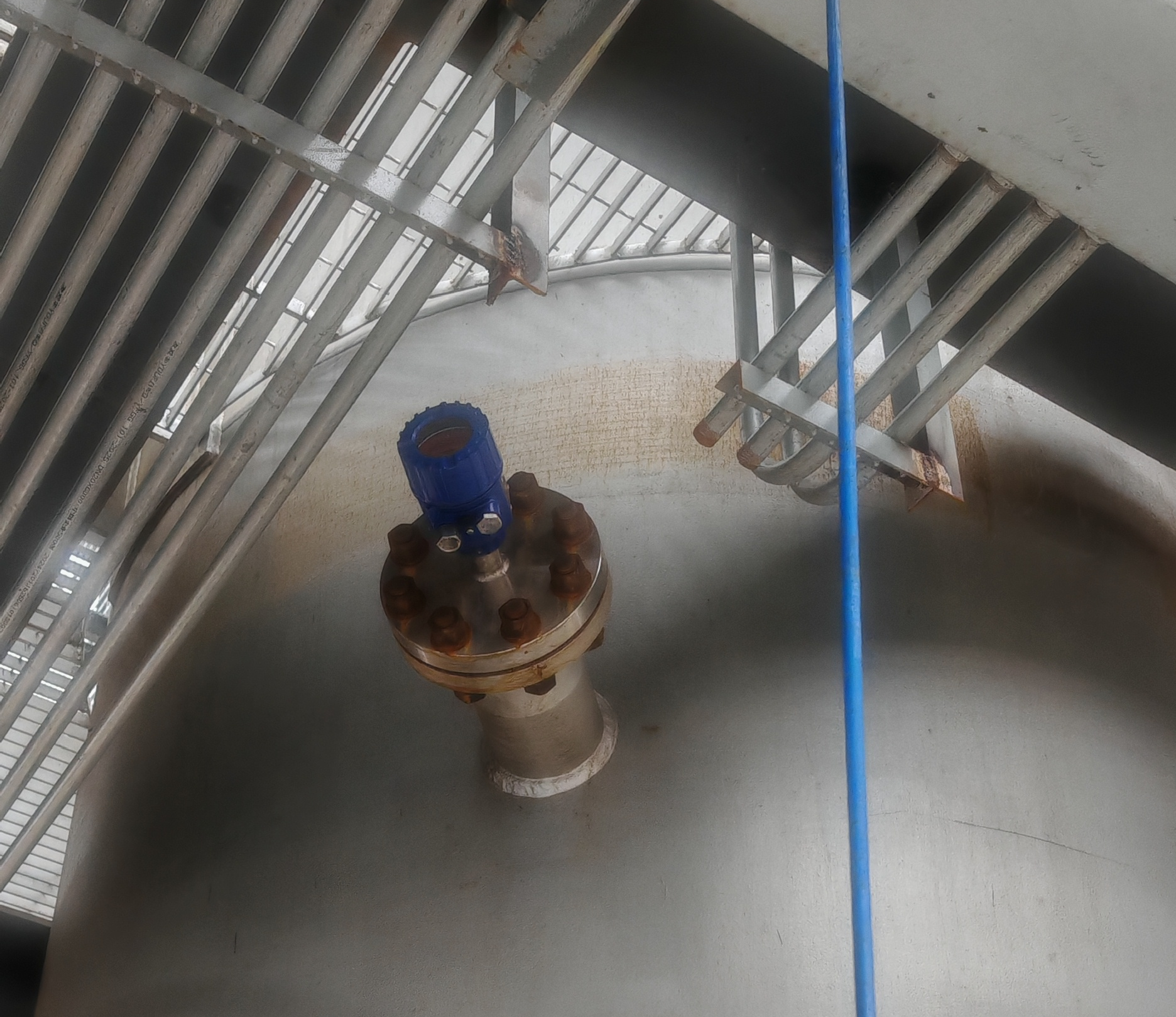 नवीनतम कंपनी के मामले Remote-Mounted Capacitive Level Switch — 100 Q&A